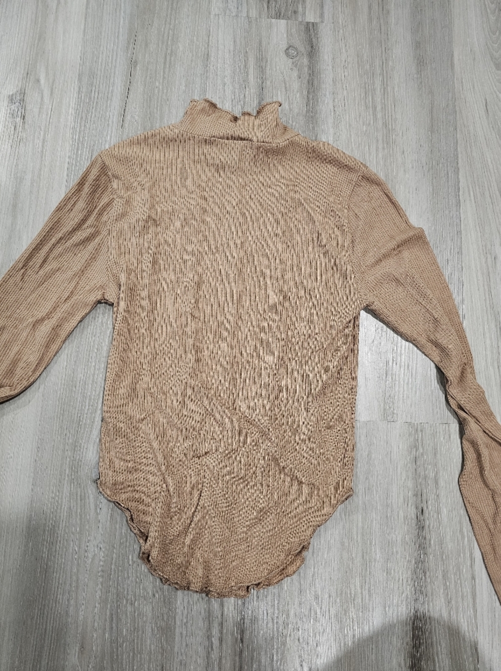 Forever 21 Ribbed Camel Colored Mock Neck Top - Picture 6 of 7